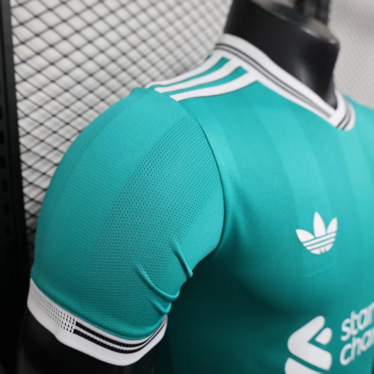 2025-2026 Liverpool season away green short-sleeve jersey (player-version)