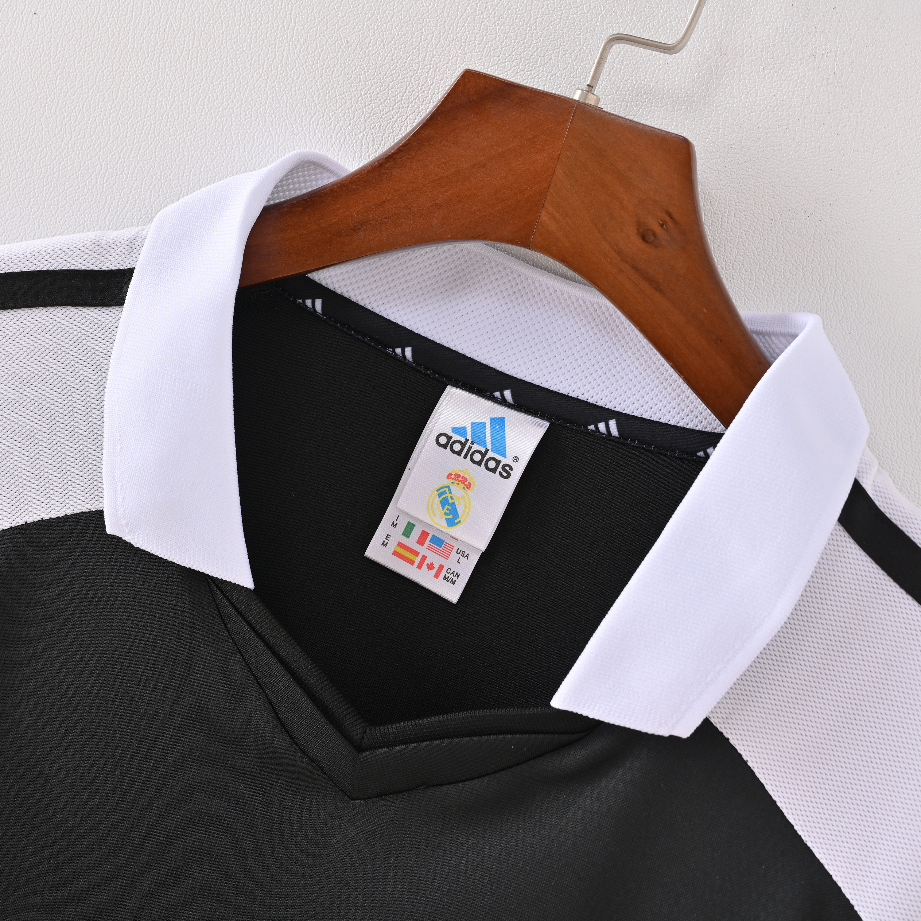 2001/2002 Real Madrid Home Black Short-Sleeve Shirt ( Fan ) 