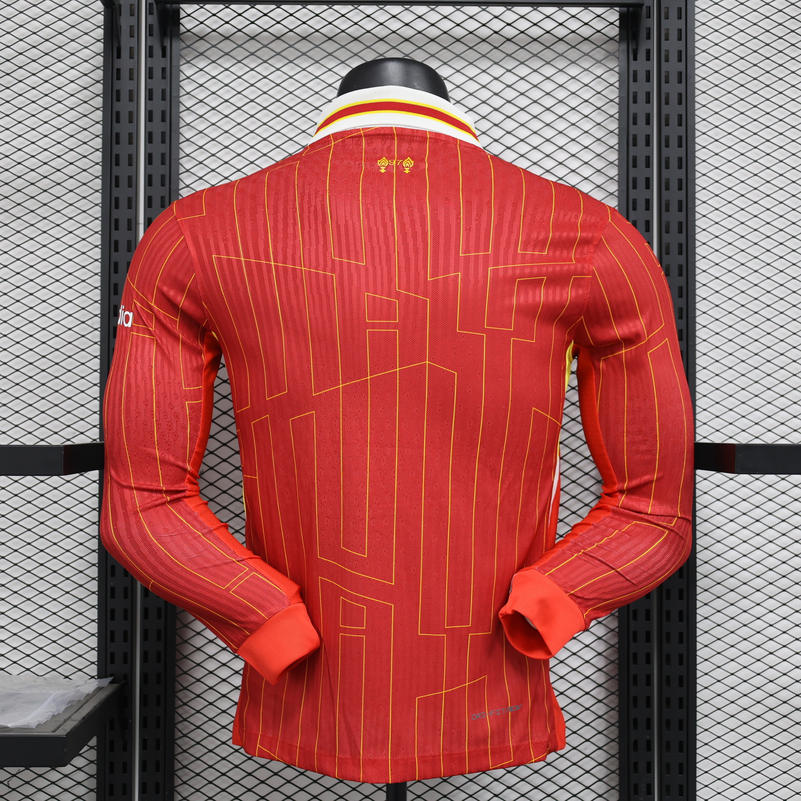 2024-2025 Liverpool Home Red Long-Sleeve Soccer Jersey (Player)