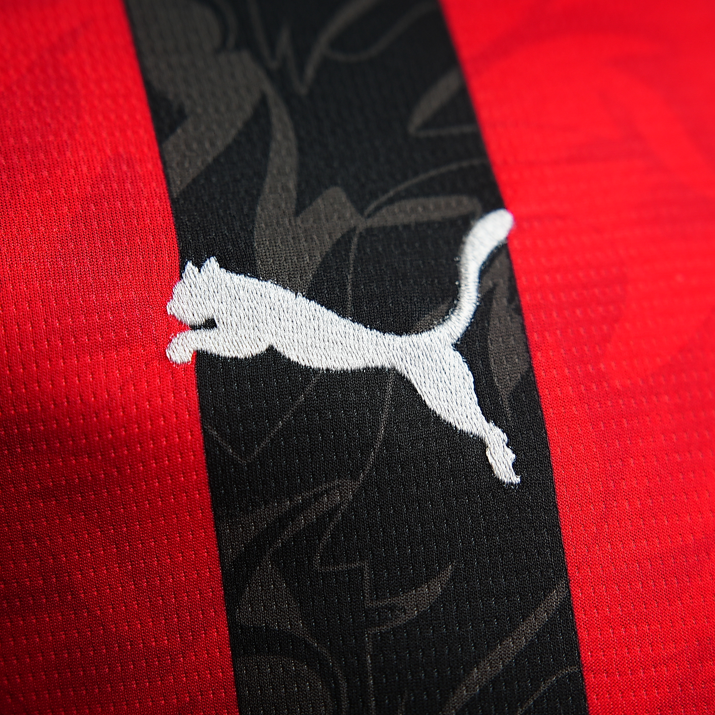 2025-2026 AC Milan Season Home Short Sleeve Jersey (fan-version)