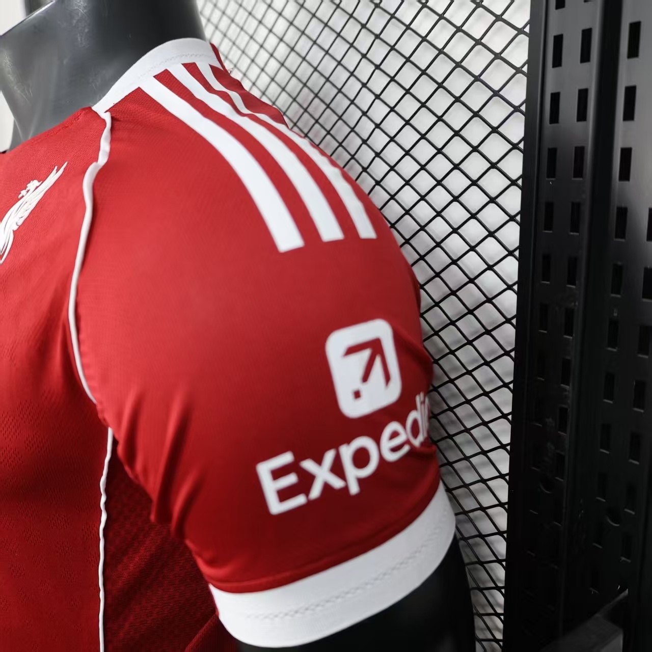 2025-2026 Liverpool season home short jersey red (player-version)