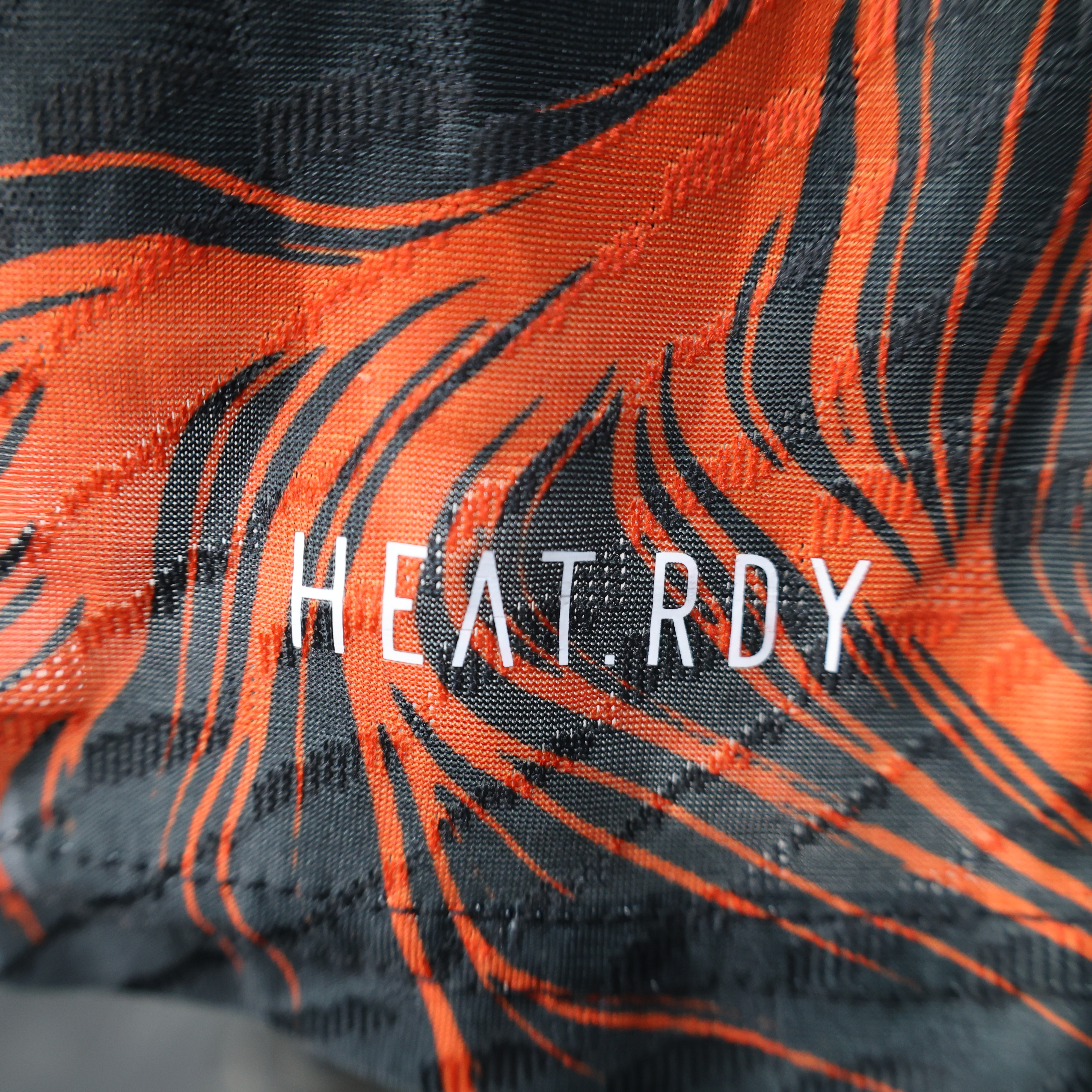 2025/2026 Real Madrid Black Dragon Special Edition Short-Sleeve Jersey ( Player ) 