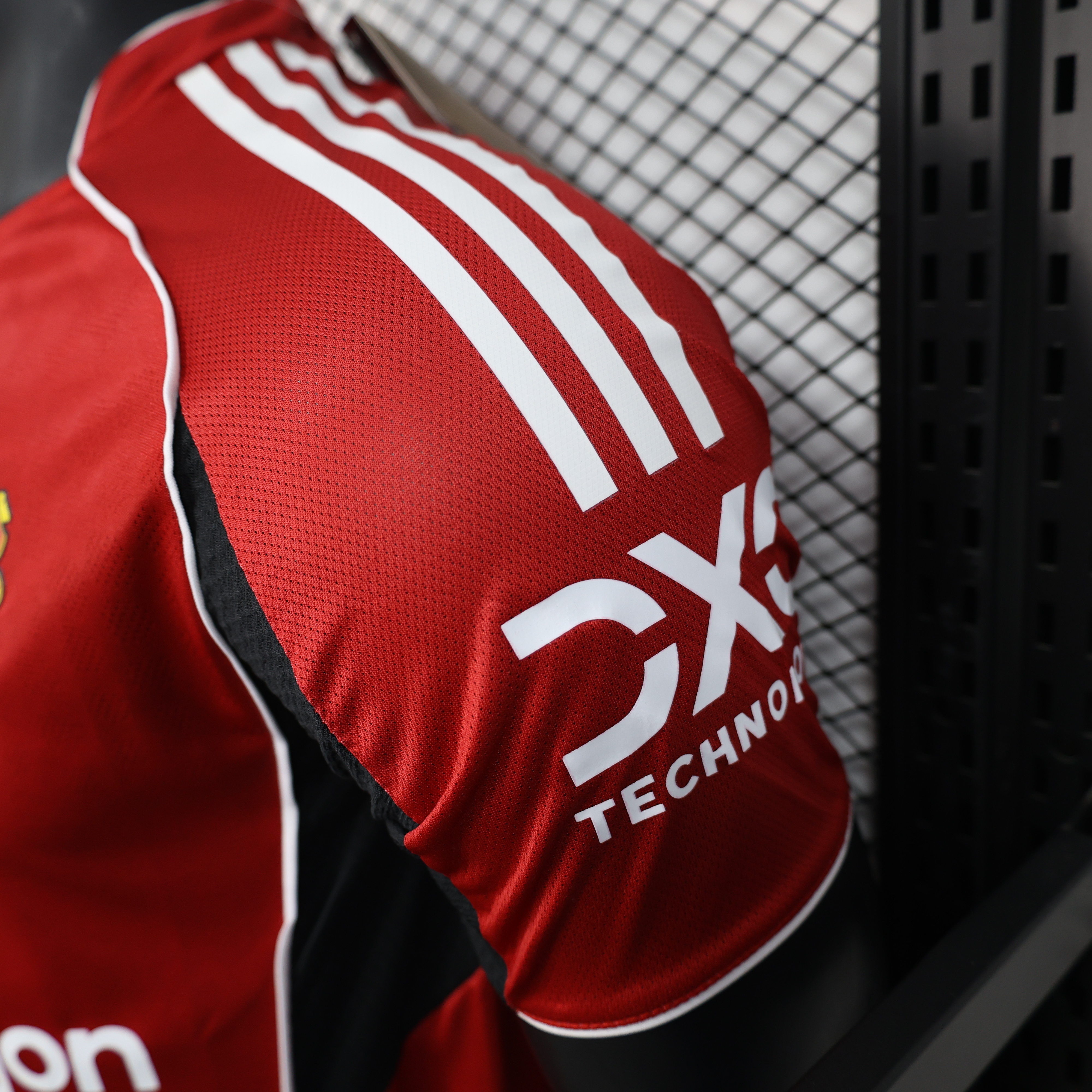 Manchester United 25-26 home summer red short-sleeve football jersey【player-edition】