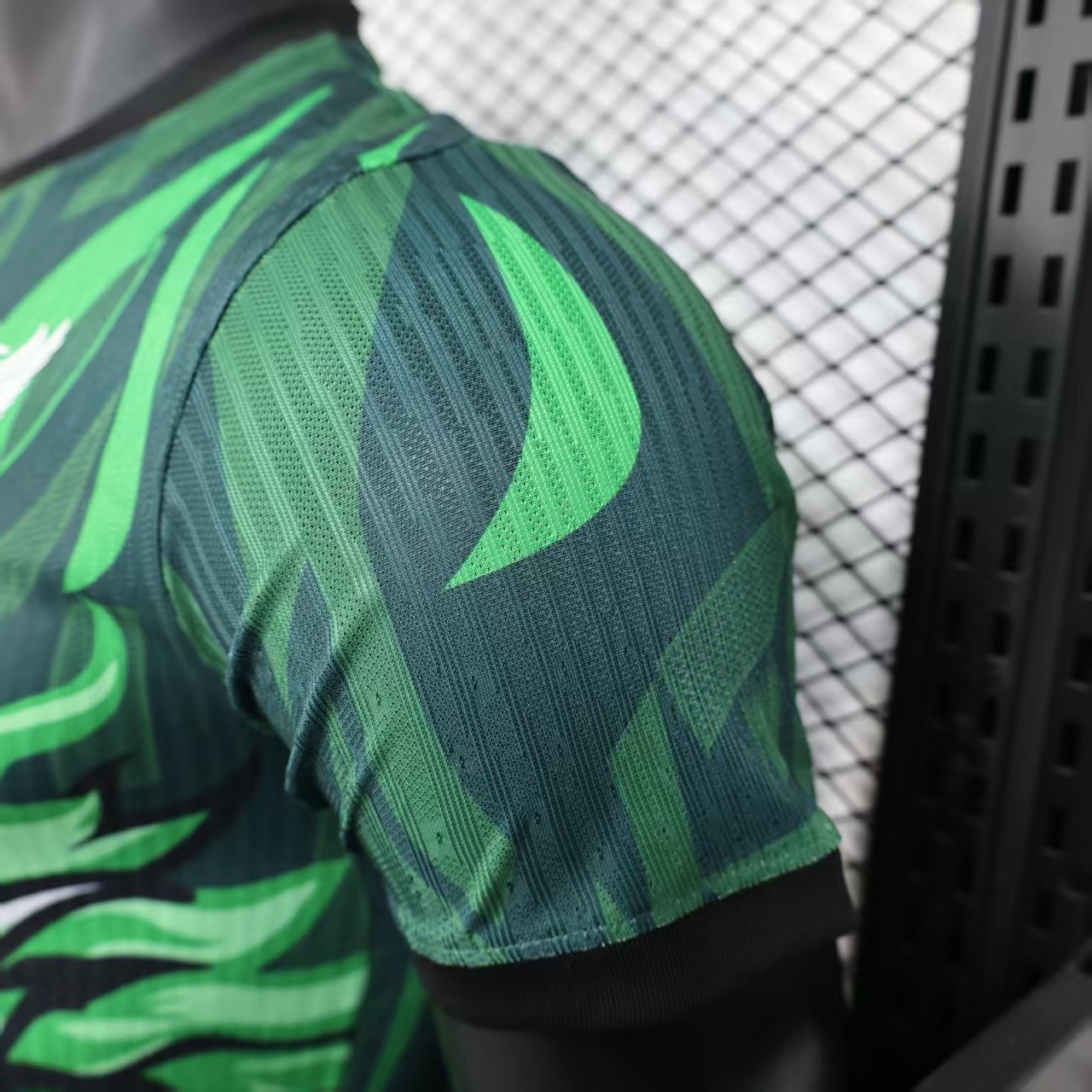 2025-2026 Liverpool Short-Sleeve Football Shirt Green Special Edition (Player) 