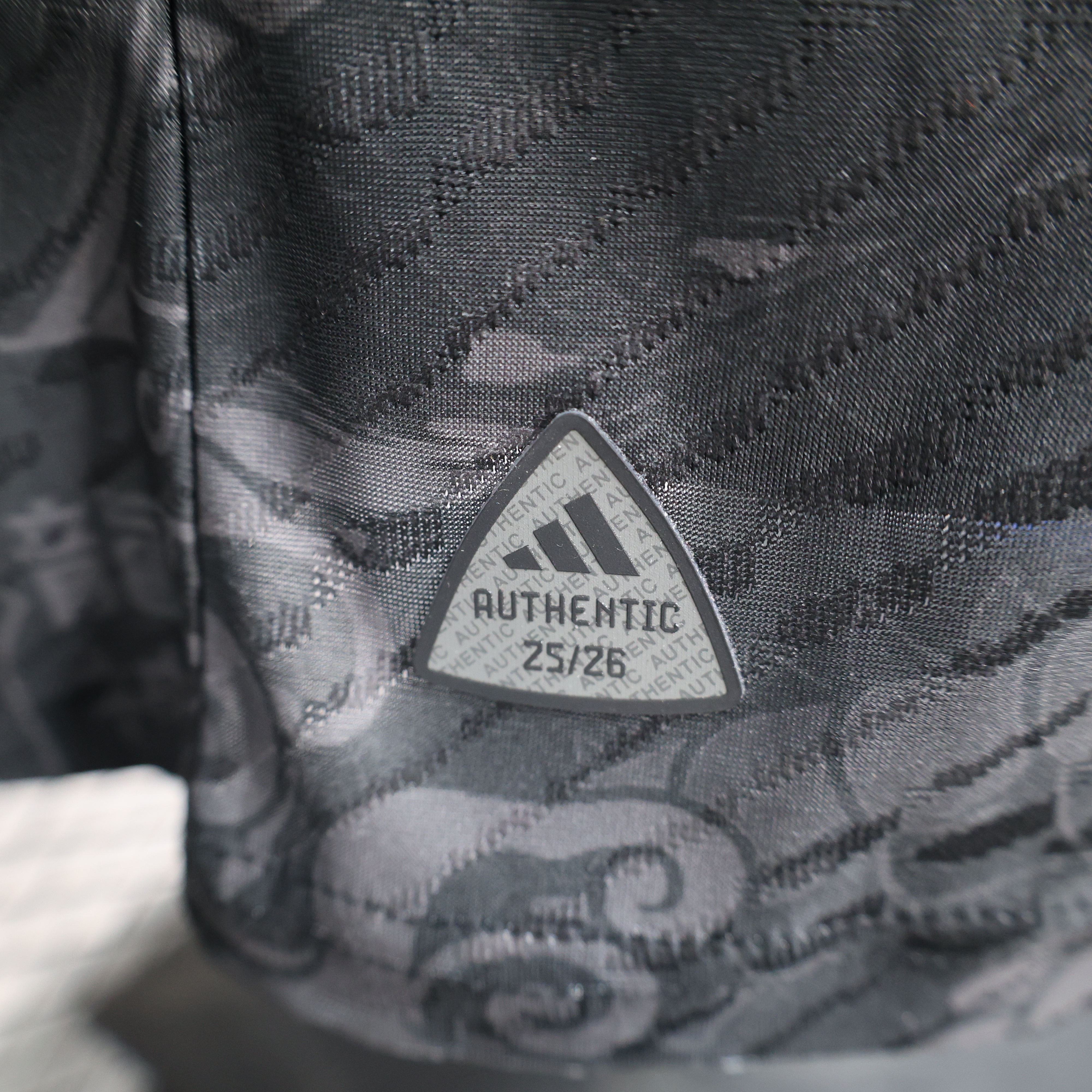 2025/2026 Real Madrid Black Dragon Special Edition Short-Sleeve Jersey ( Player )