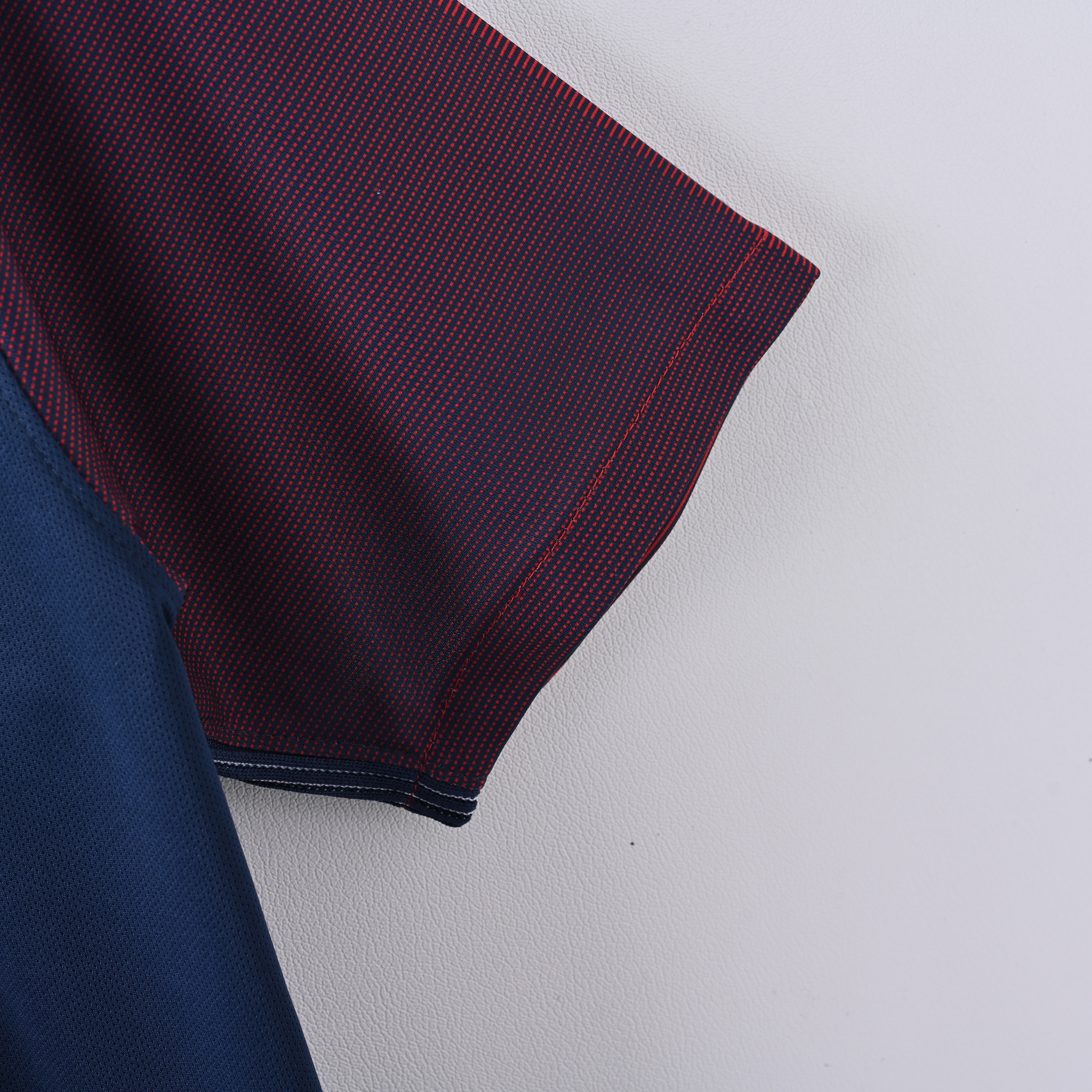 2017/2018 Paris Saint-Germain Home Retro Short-Sleeve Jersey ( Fan ) 