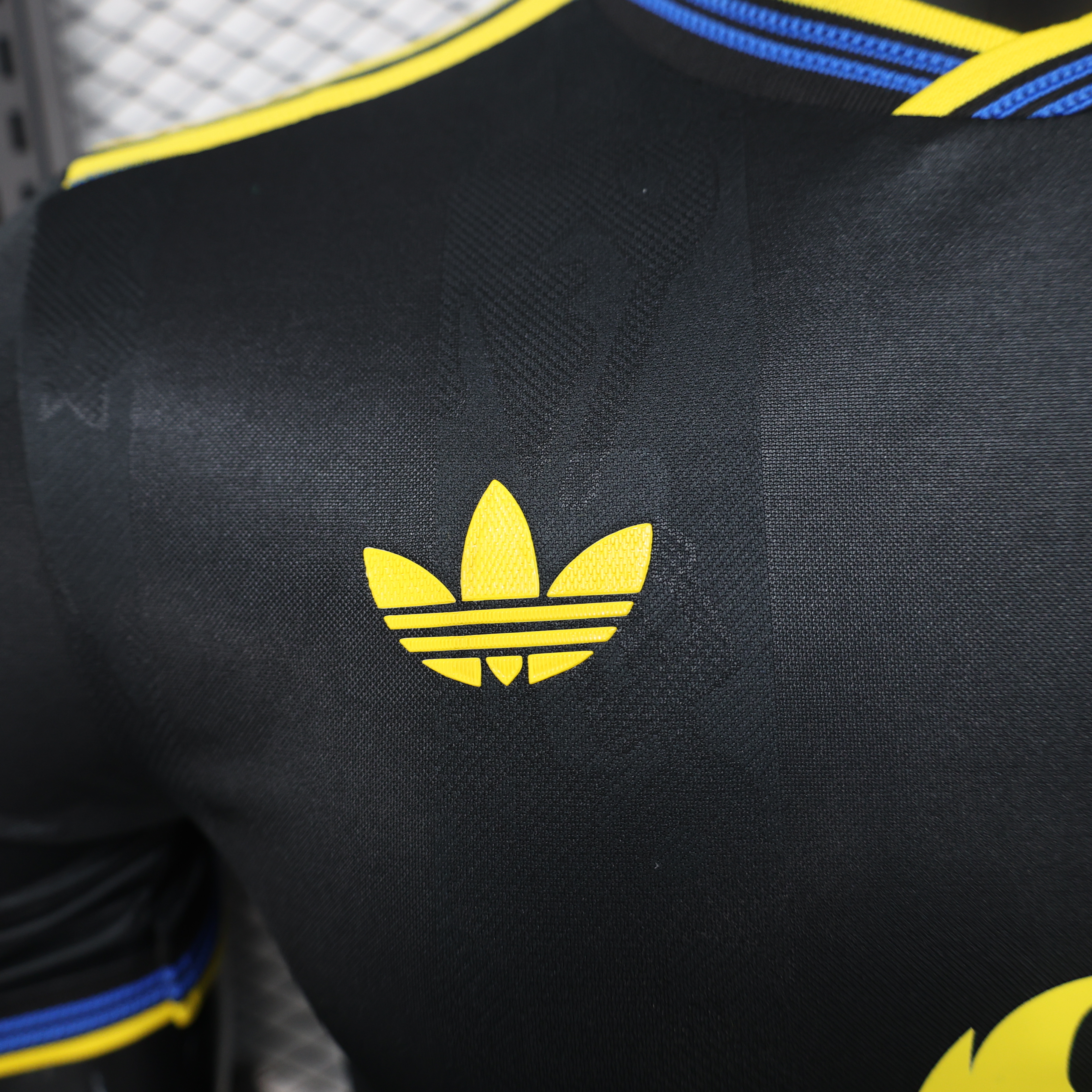 2025-2026 Manchester United Second Away Short-Sleeve Jersey (player-version) 