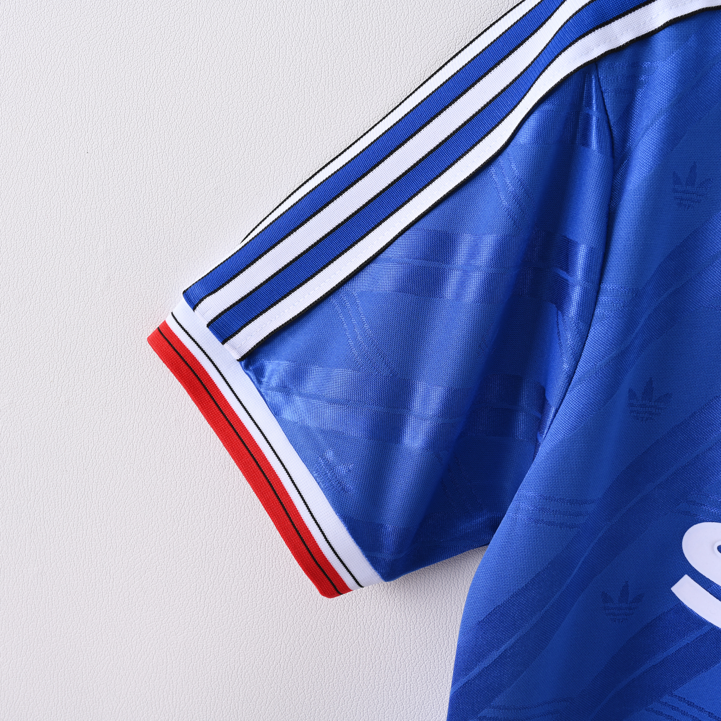1986 Manchester United Away Short-Sleeve Retro Blue Jersey ( Fan ) 