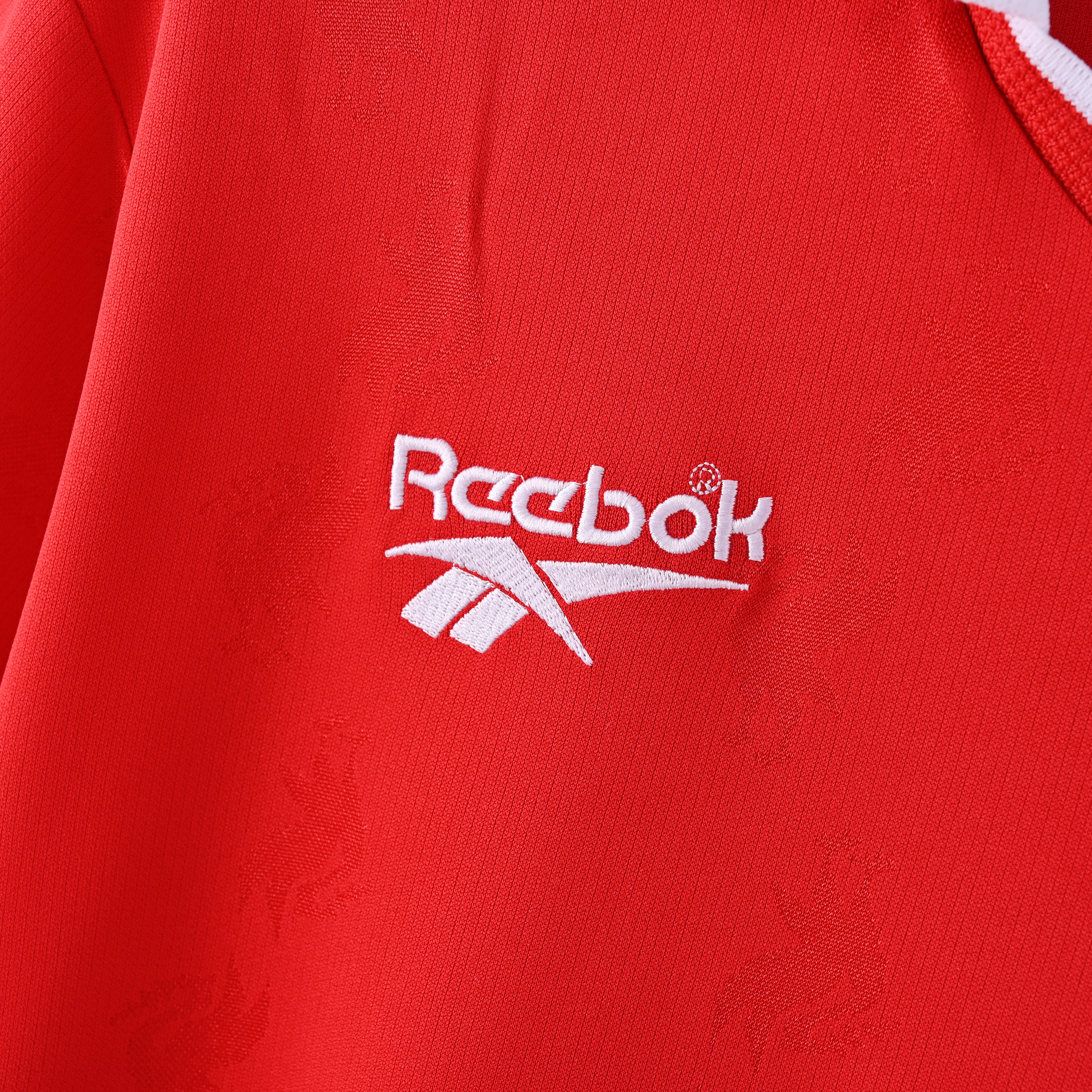 1996-1997 Liverpool Home Short-Sleeve Football Jersey (Fan)