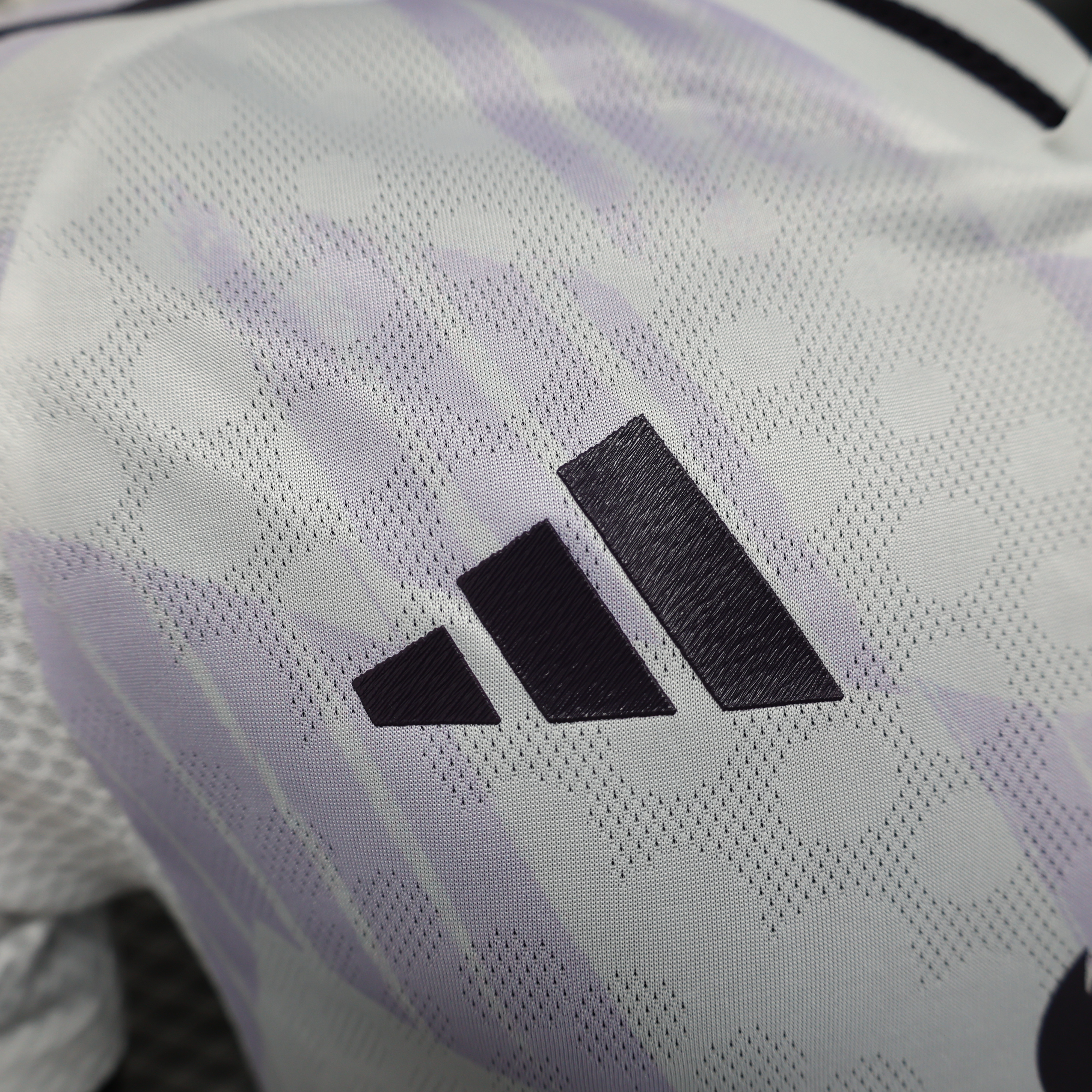 Manchester United 25-26 away white quick-dry short-sleeve jersey【player-edition】