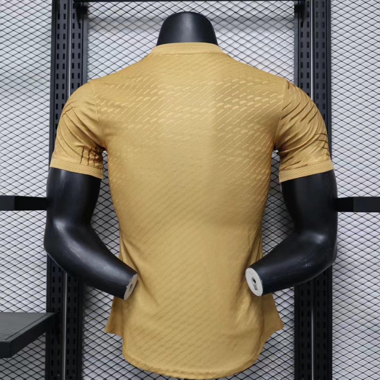 2025/2026 Real Madrid Gold Special Edition Short-Sleeve Jersey ( Player )