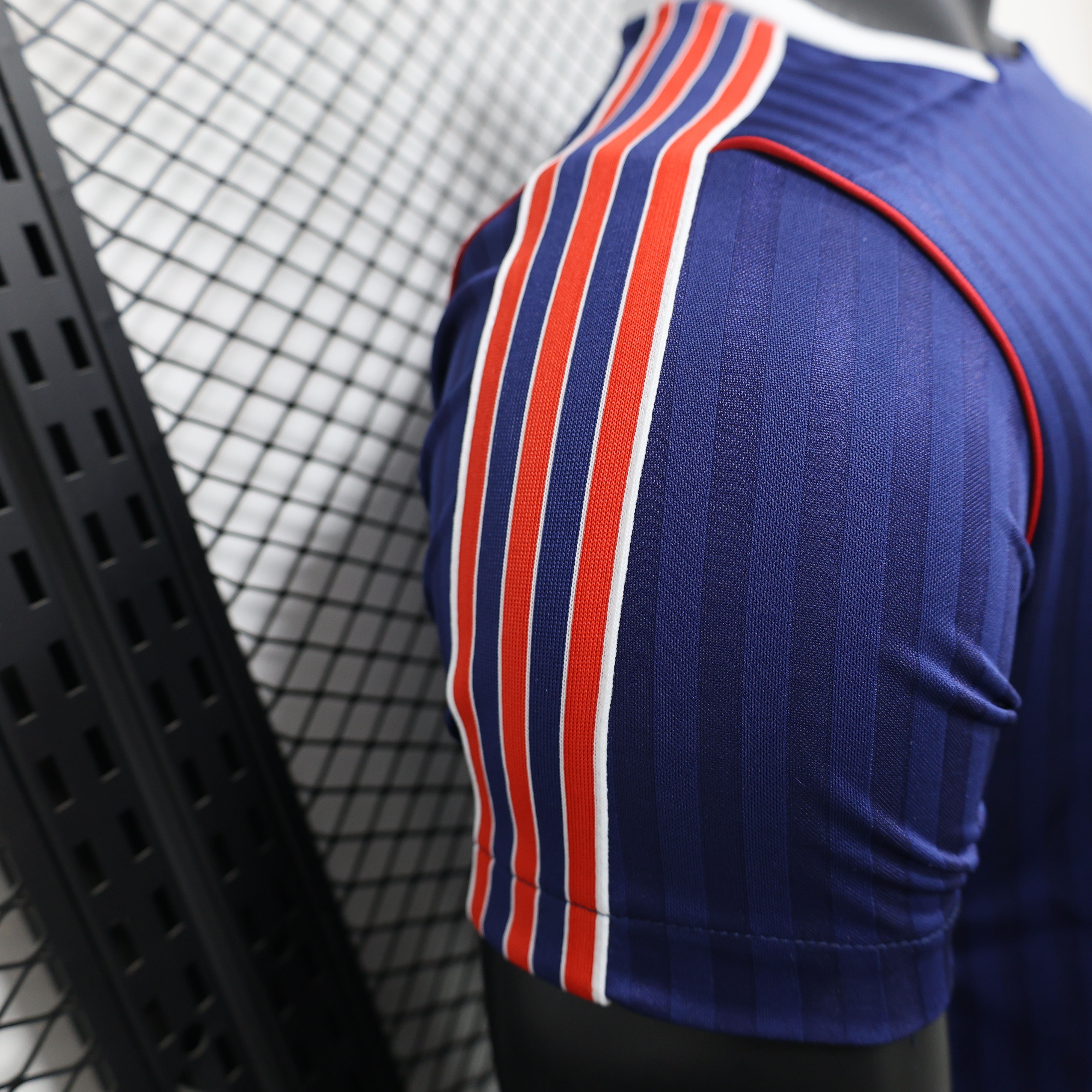 2025-2026 Arsenal Retro Commemorative Navy Short-Sleeve Soccer Jersey (Player) 