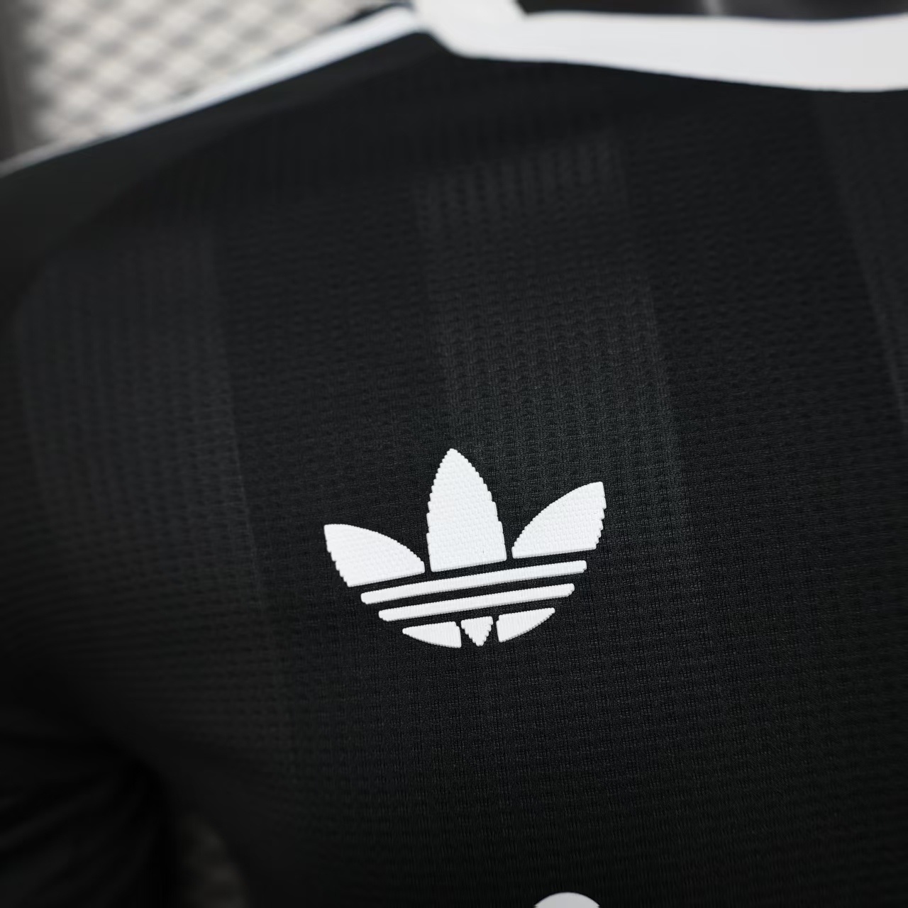 2024-2025 Liverpool Away Black Long-Sleeve Soccer Jersey (Player) 