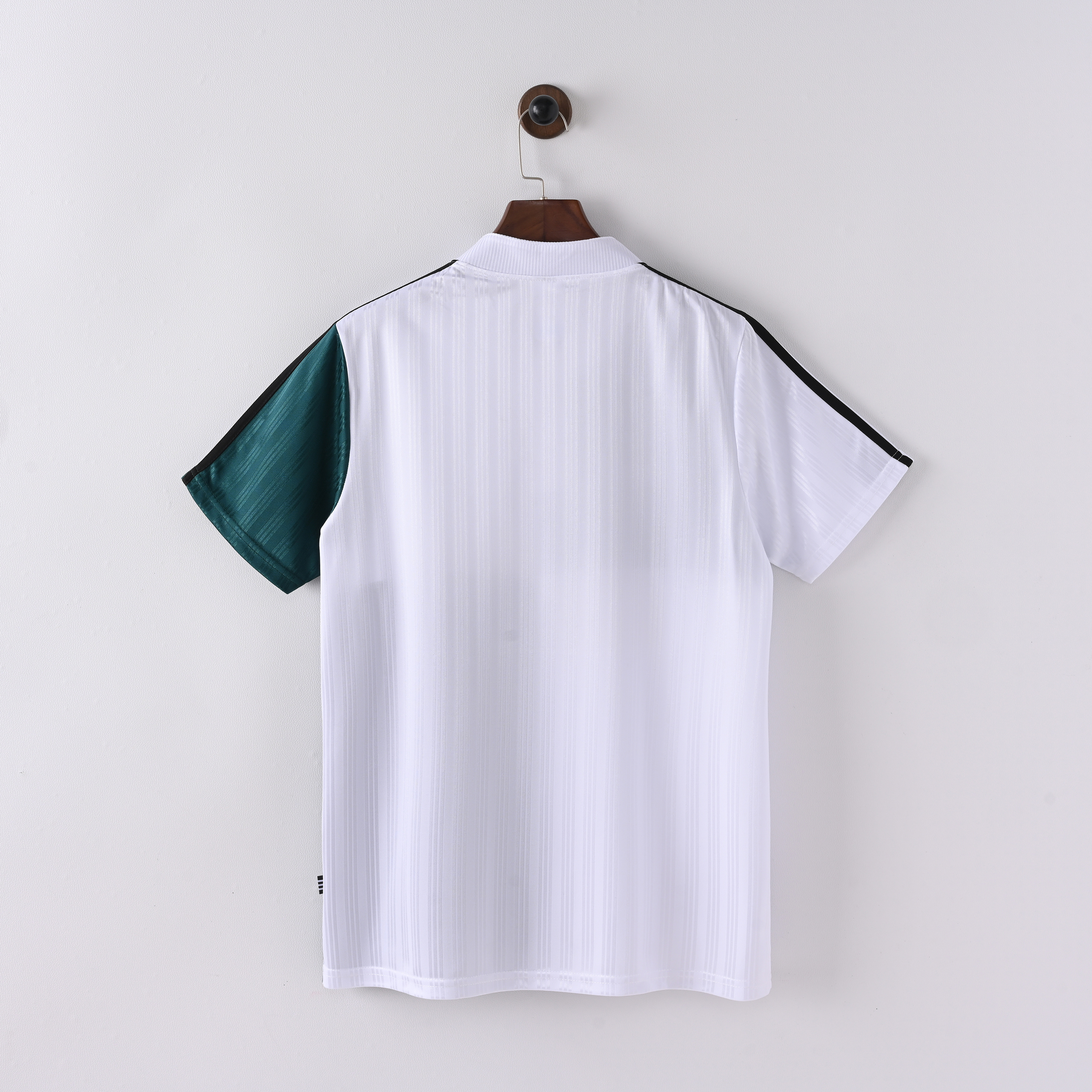 1995/1996 Liverpool Short-Sleeve Football Jersey Retro Style (Fan)