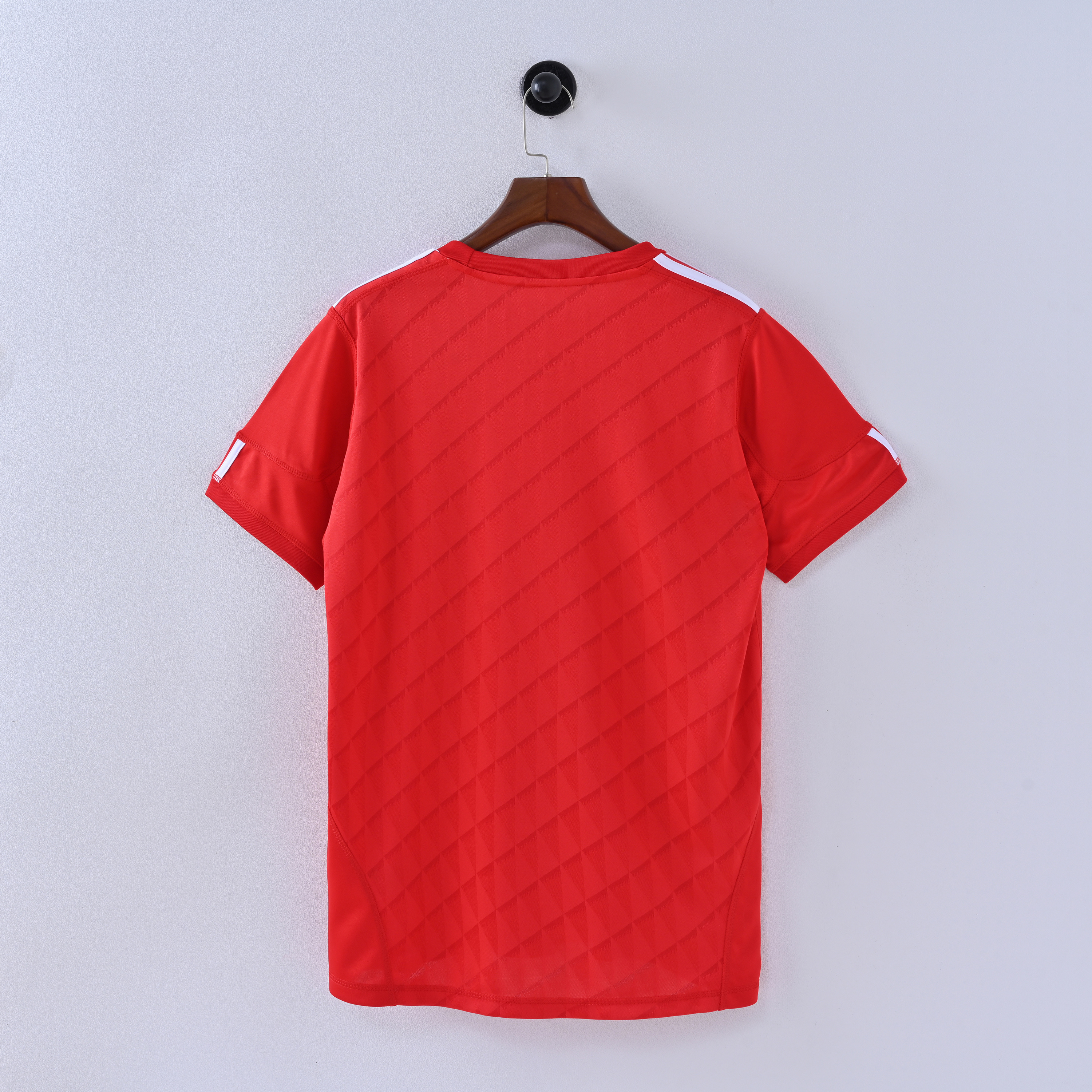 2004/2005 Liverpool Home Short-Sleeve Soccer Jersey (Fan)