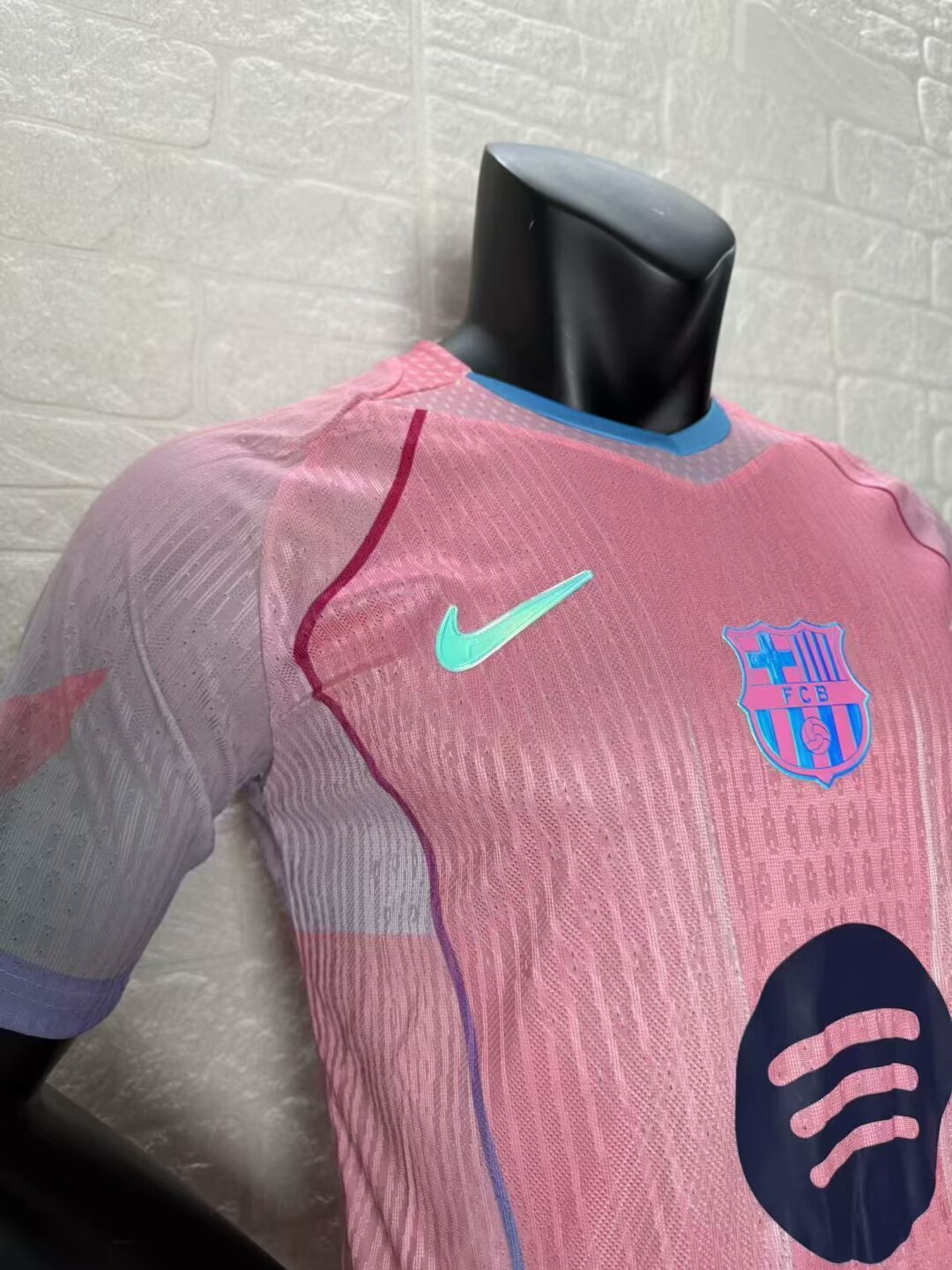 2025/2026 Barcelona Pink Special Edition Short-Sleeve Jersey ( player )