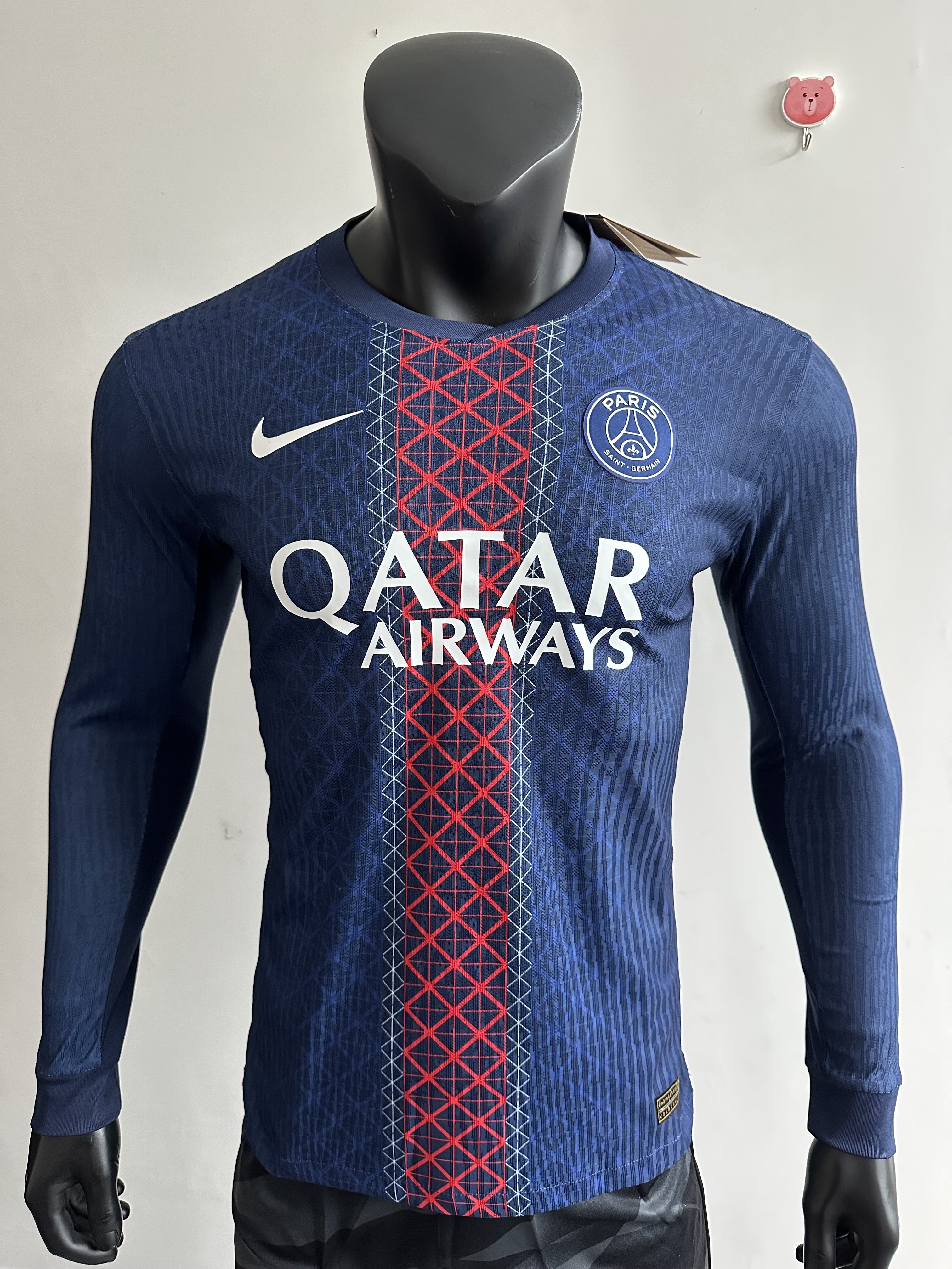 Paris-Saint-Germain(2025-2026)Home-Long-Sleeve-Jersey【player-version】