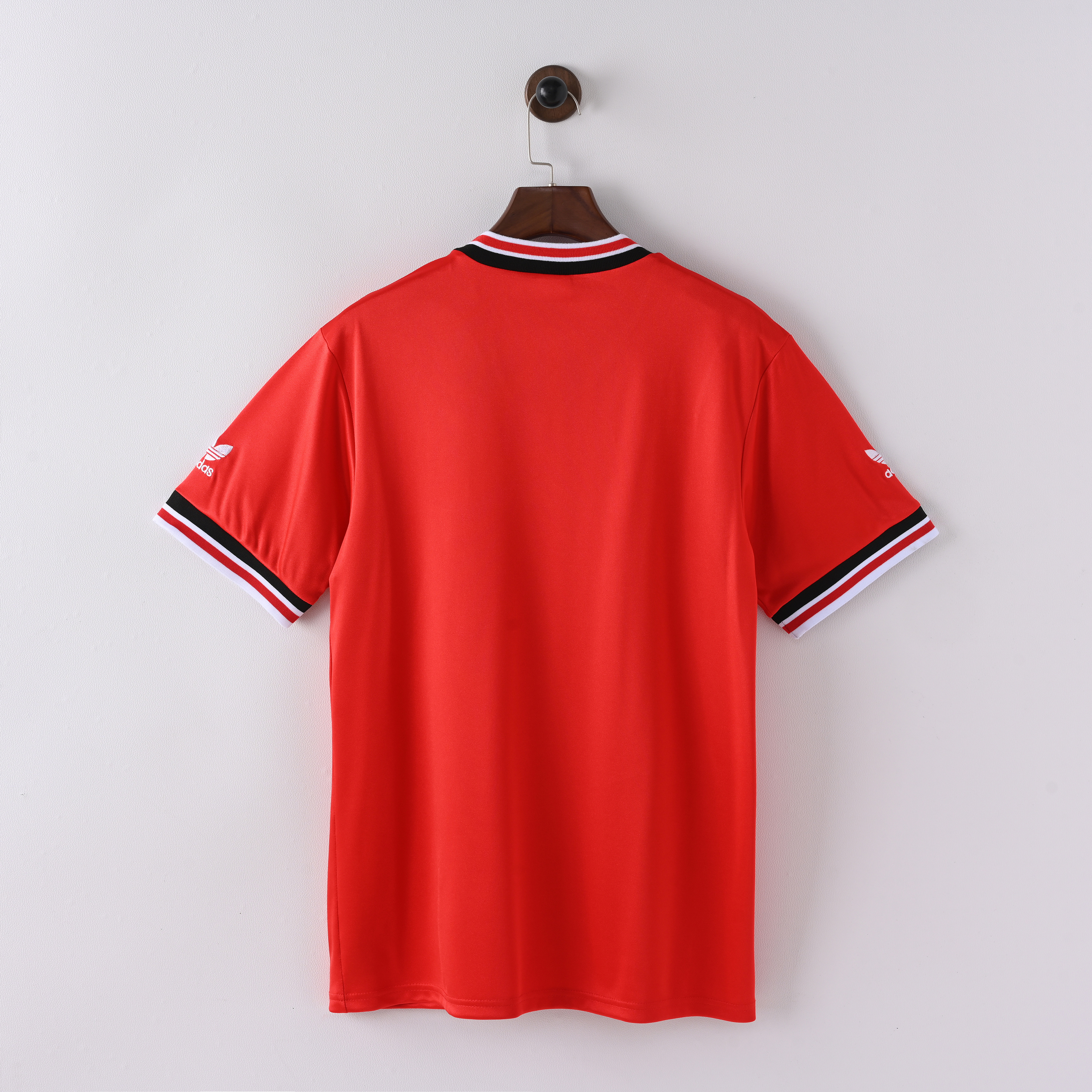 1985 Manchester United Home Short-Sleeve Retro Red Jersey ( Fan ) 