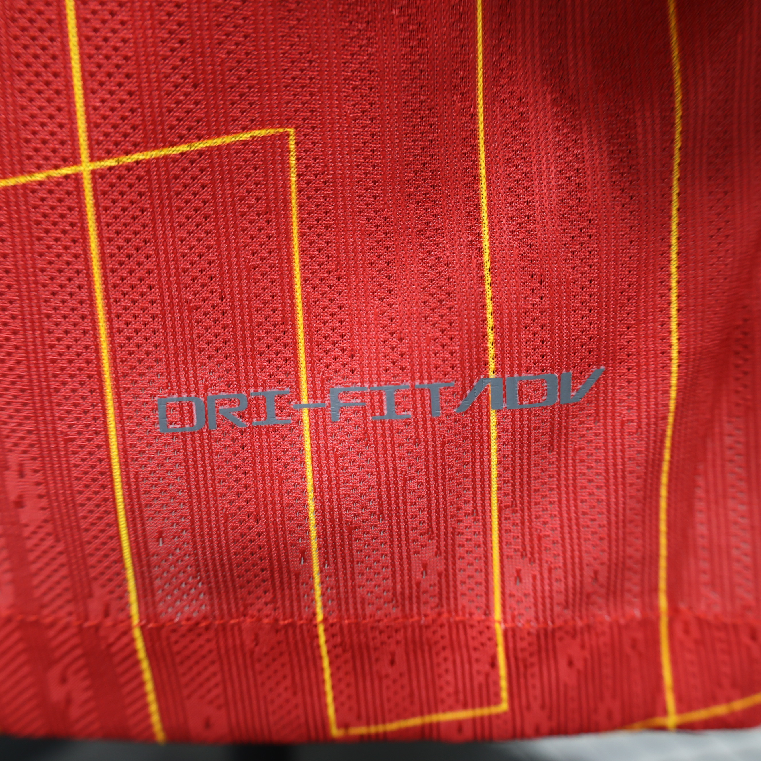 2024-2025 Liverpool Home Red Long-Sleeve Soccer Jersey (Player)