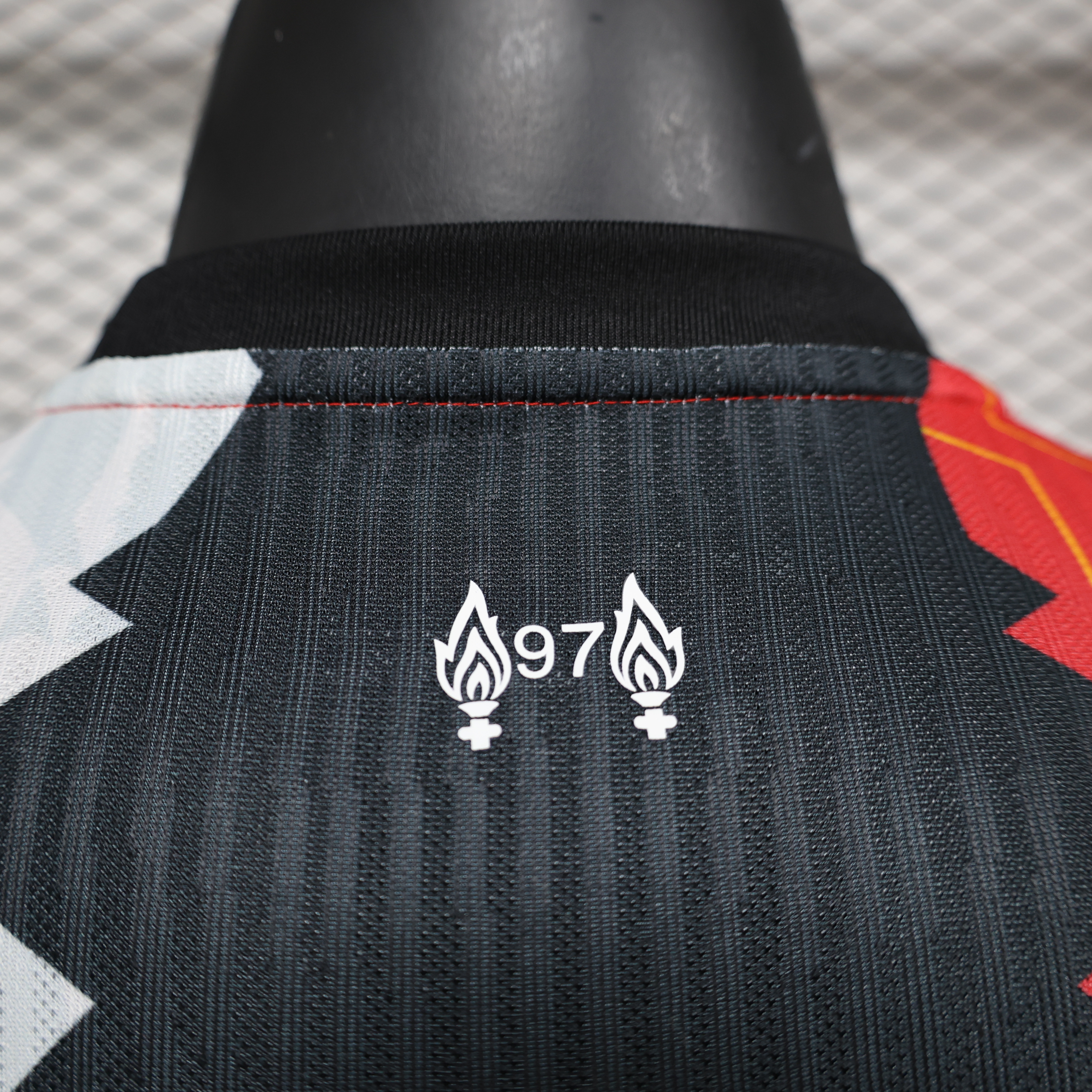 2024-2025 Liverpool Short-Sleeve Football Jersey Special Edition (player)