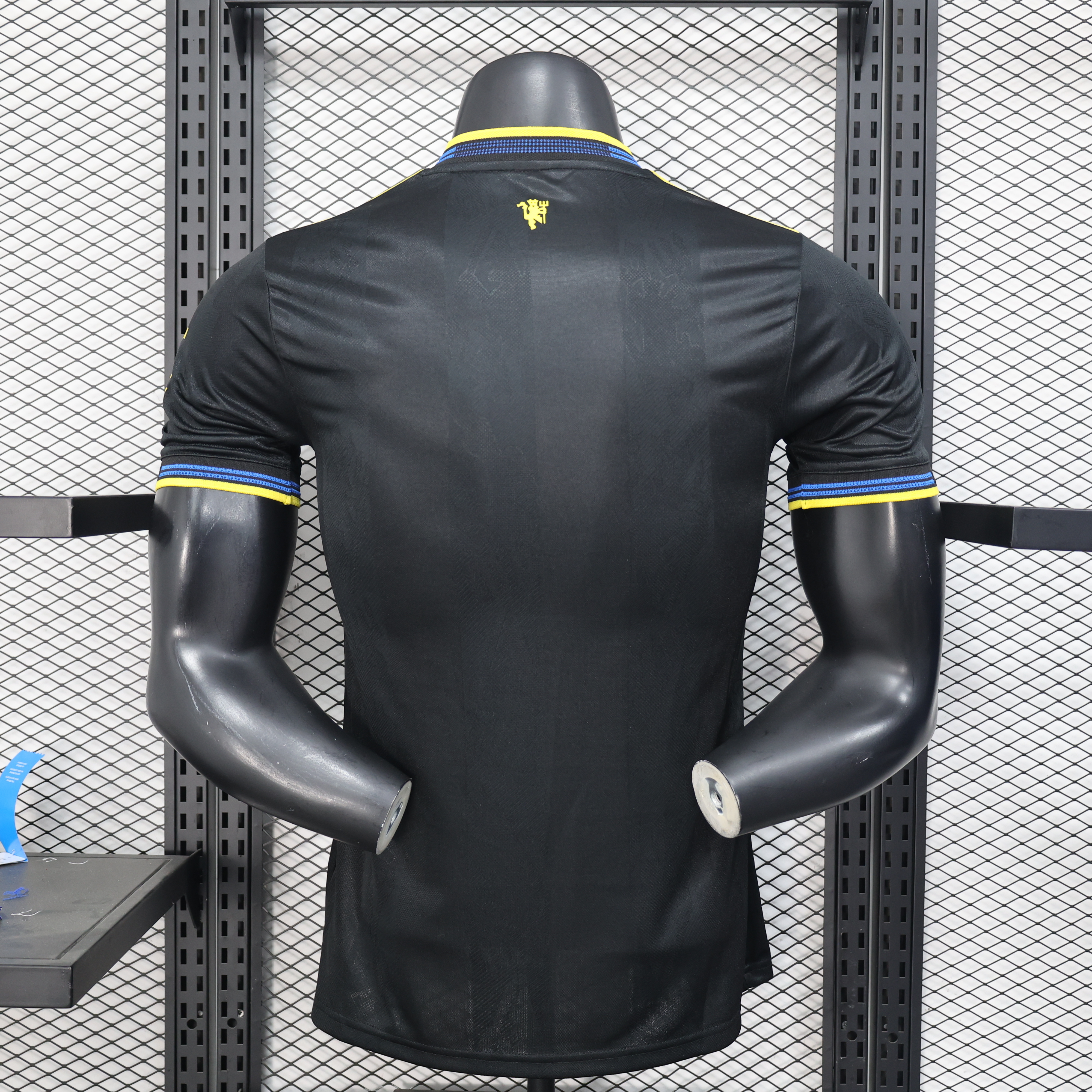 2025-2026 Manchester United Second Away Short-Sleeve Jersey (player-version) 