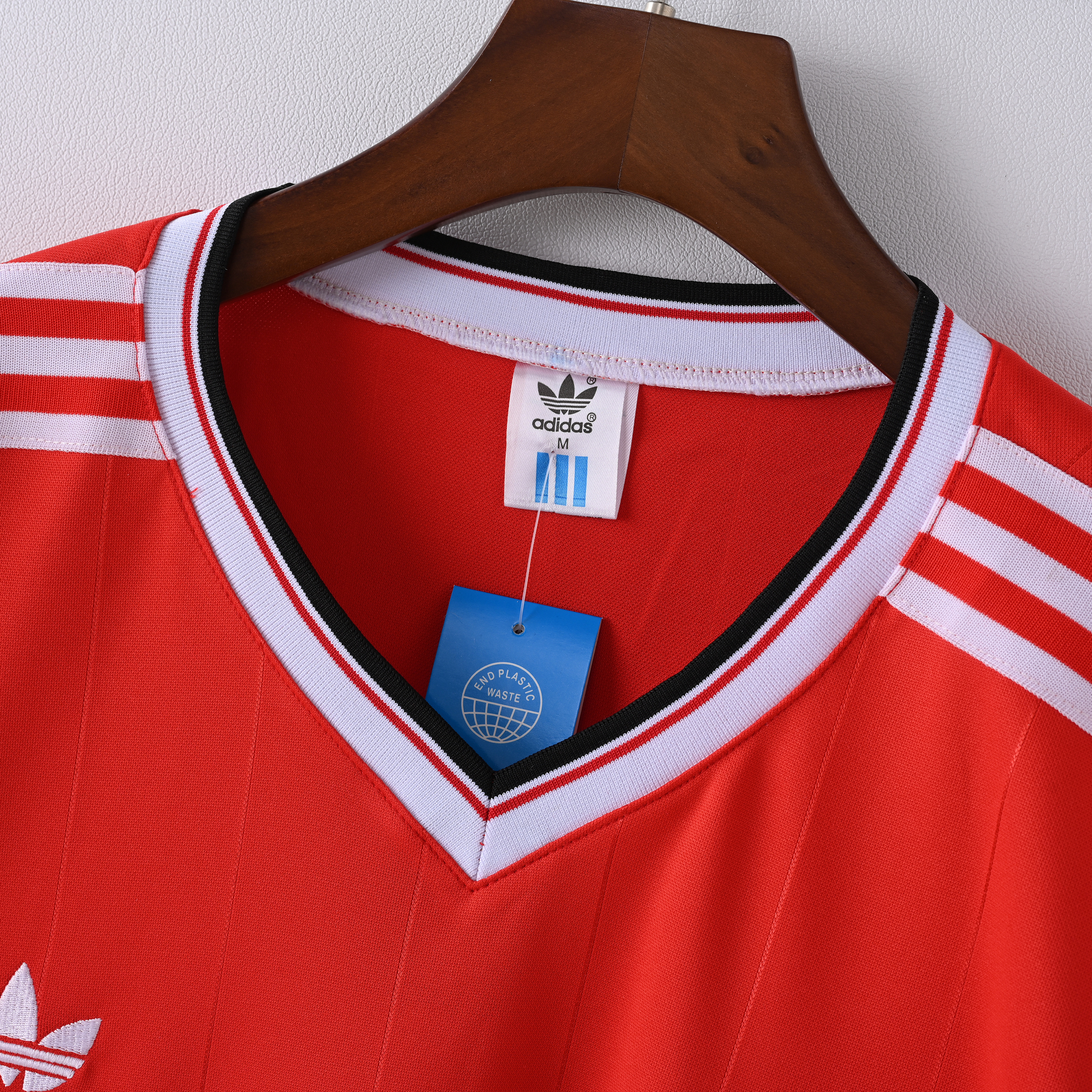 1983/1984 Manchester United Home Short-Sleeve Retro Red Jersey ( Fan ) 