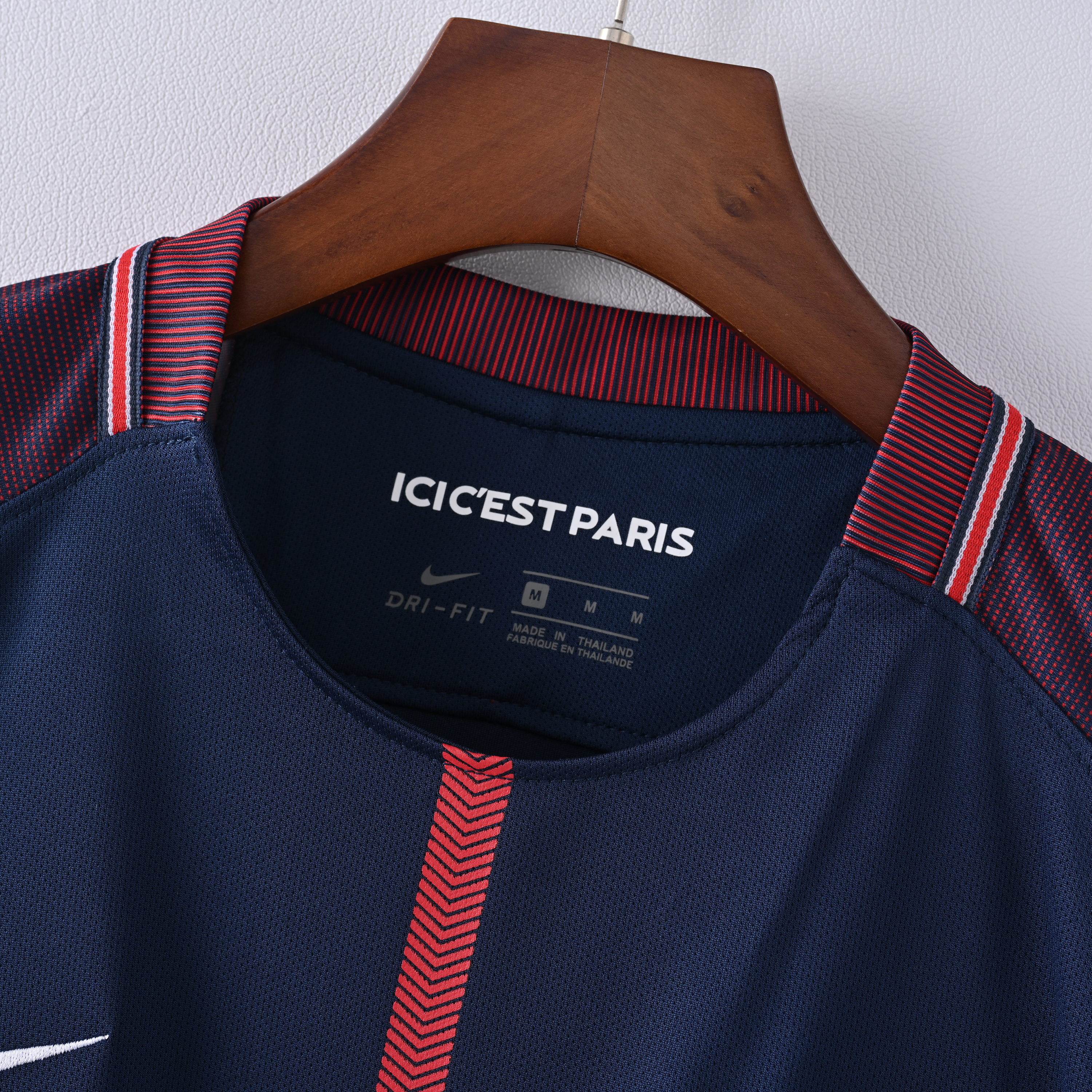 2017/2018 Paris Saint-Germain Home Retro Short-Sleeve Jersey ( Fan ) 