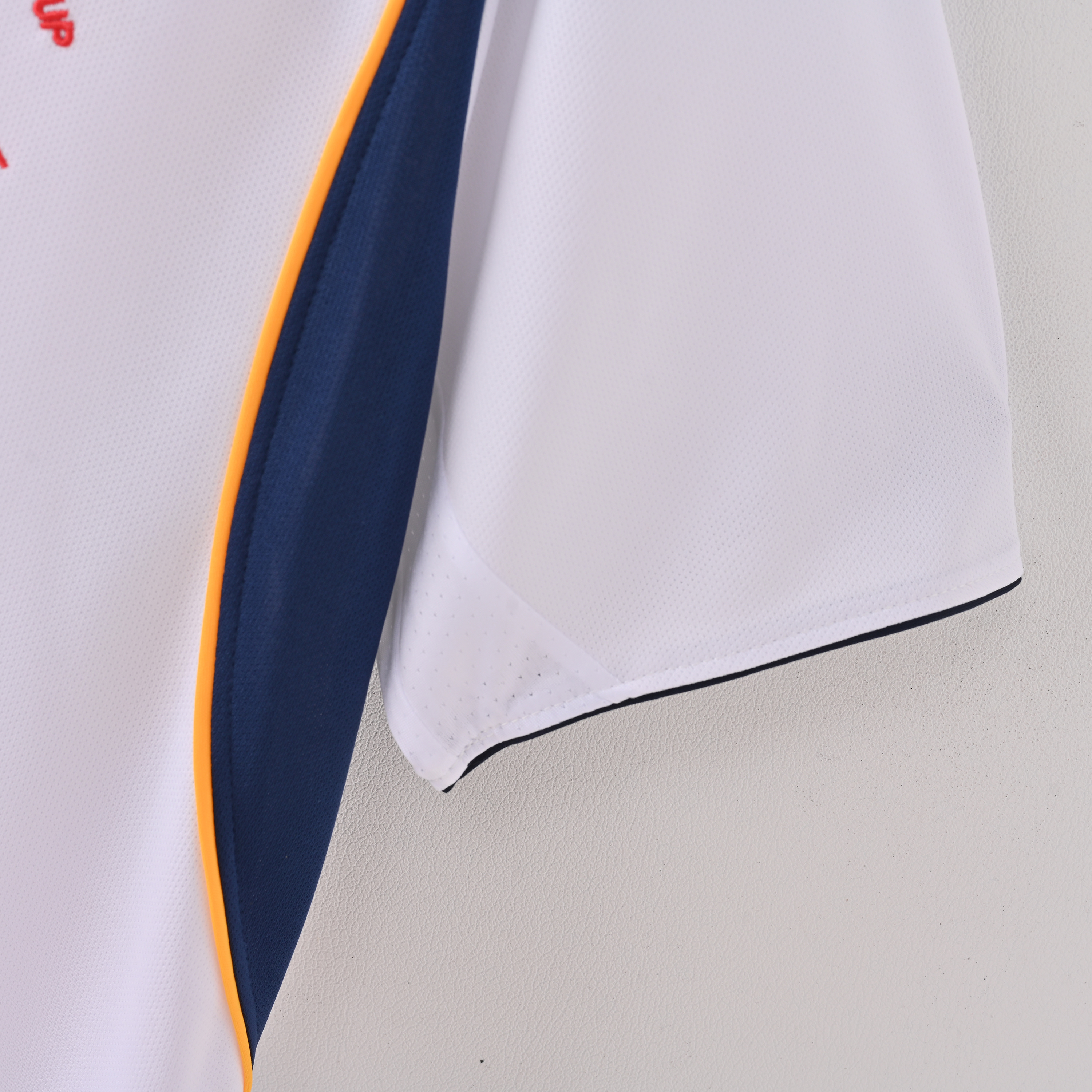 2001/2002 Liverpool Short-Sleeve Football Jersey white Retro Style (Fan)