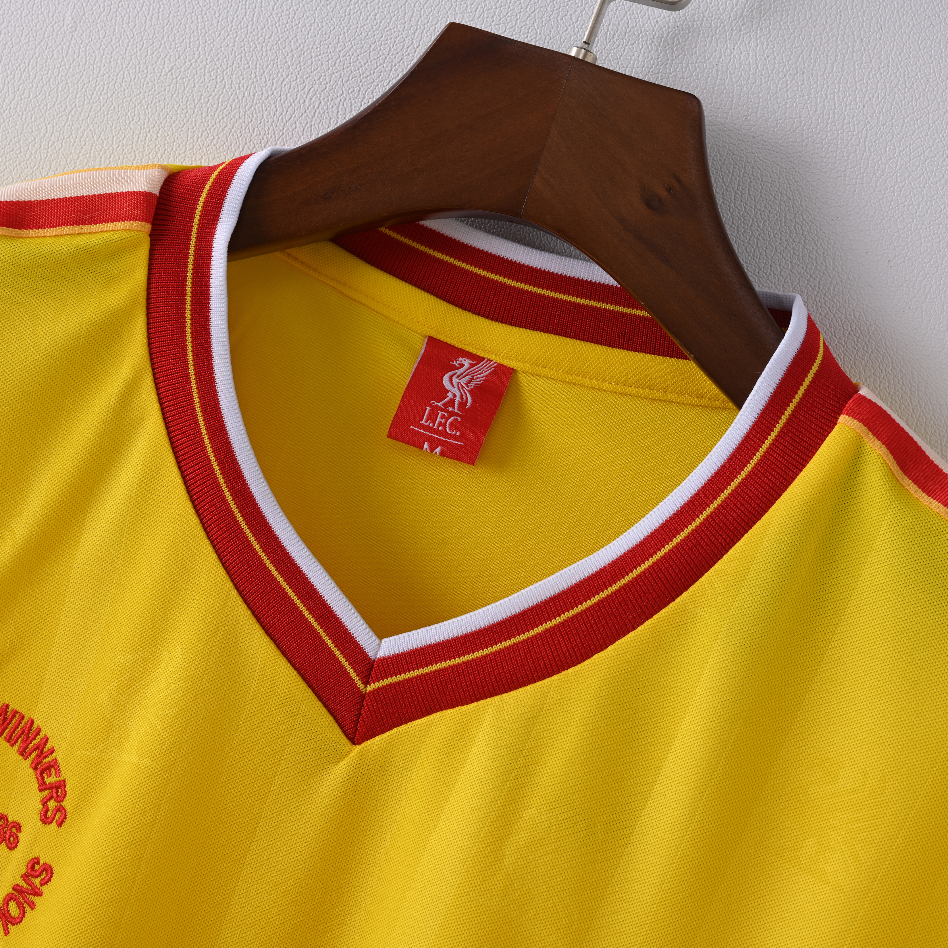 1985/1986 Liverpool Yellow Short-Sleeve Football Jersey Retro Style (Fan)